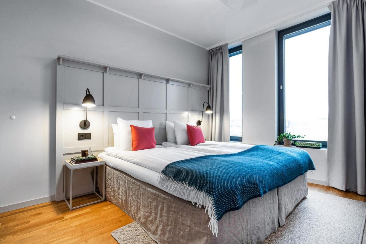Biz Apartment Bromma Stockholm Kültér fotó A room at the hotel